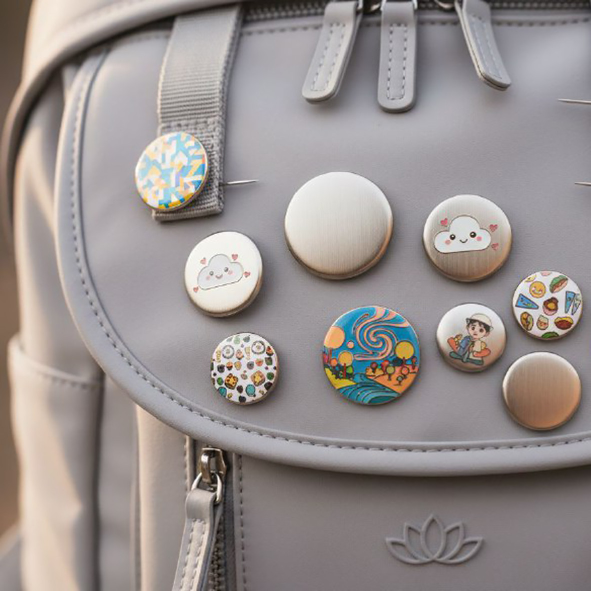 Фото на значке